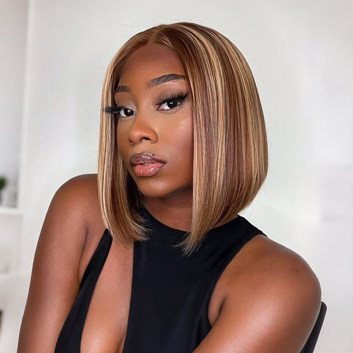 Glueless Bob 4X4 Closure Human Hair Wig - Highlight with Bangs | 10"